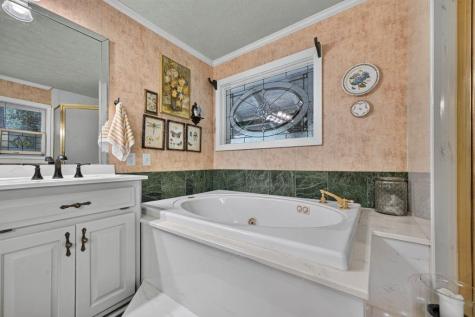 606 Johntown Road Ellijay GA 30536