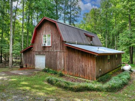 606 Johntown Road Ellijay GA 30536