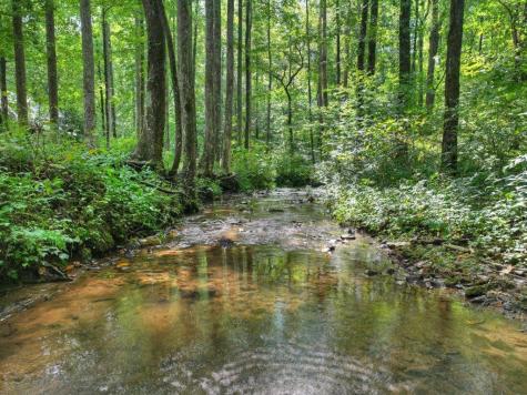 606 Johntown Road Ellijay GA 30536