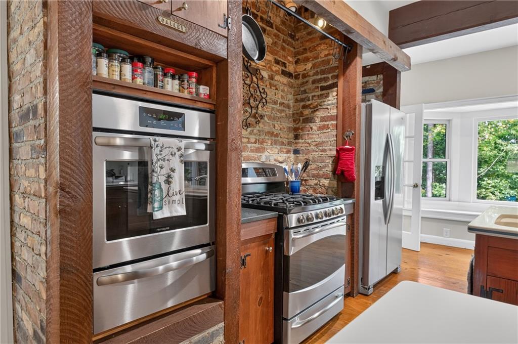 13488 Holly Road Roswell GA 30075