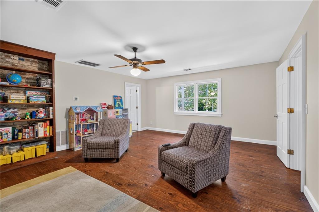 13488 Holly Road Roswell GA 30075