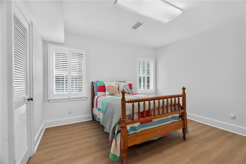 13488 Holly Road Roswell GA 30075