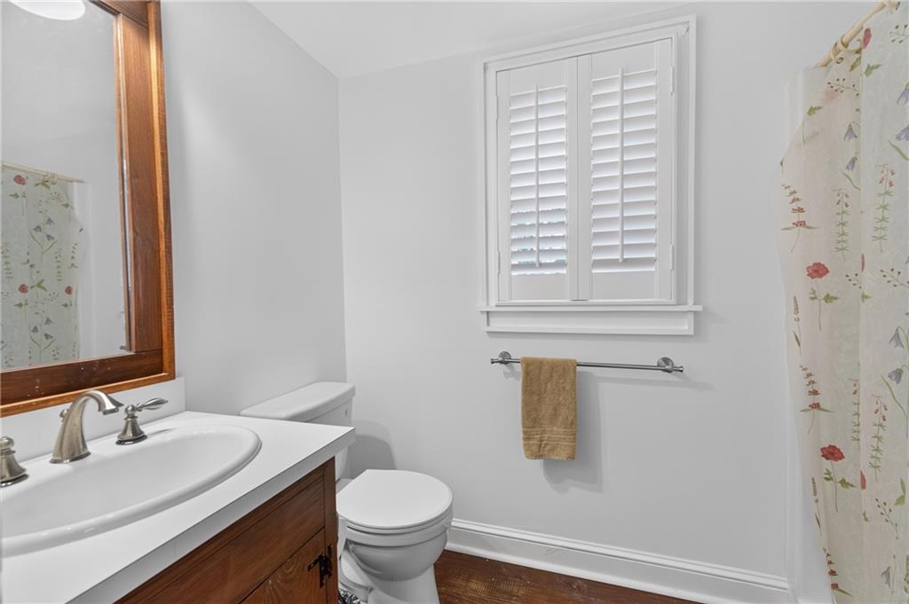 13488 Holly Road Roswell GA 30075