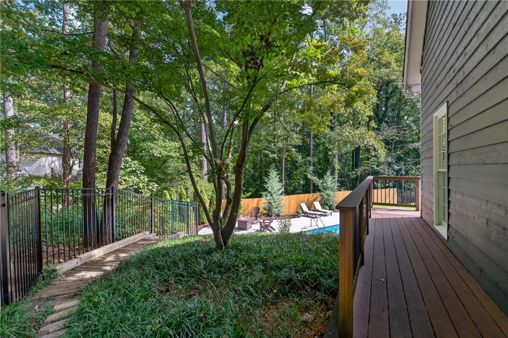 13488 Holly Road Roswell GA 30075