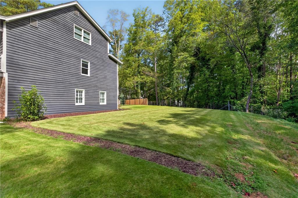 13488 Holly Road Roswell GA 30075