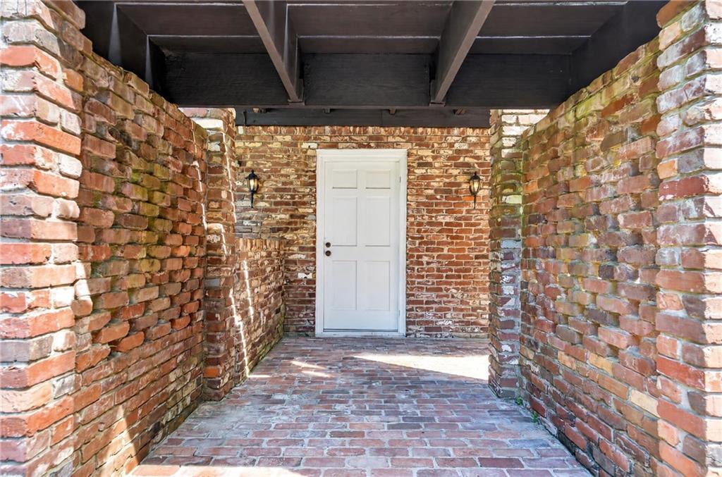13488 Holly Road Roswell GA 30075
