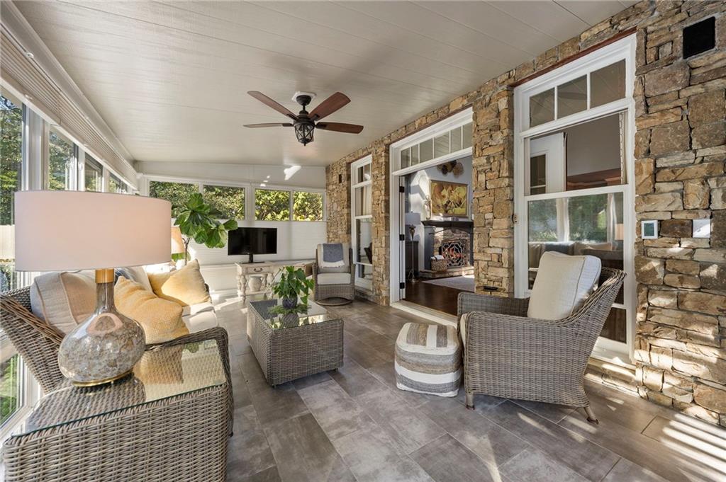 2057 Fairhill Lane NW Marietta GA 30064