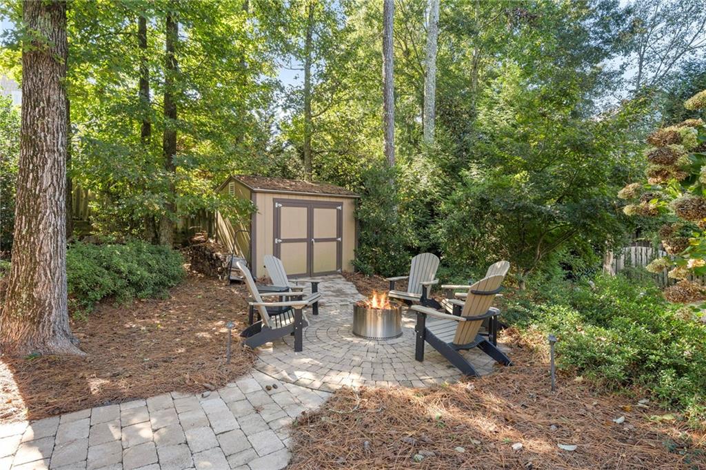 2057 Fairhill Lane NW Marietta GA 30064