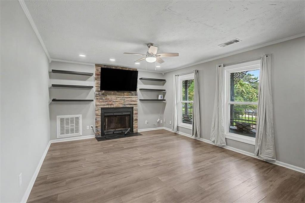 1516 Willow Gate Way Auburn GA 30011