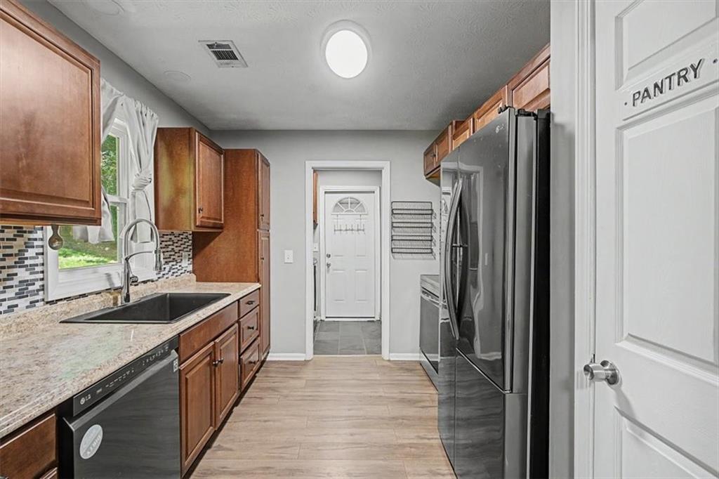1516 Willow Gate Way Auburn GA 30011