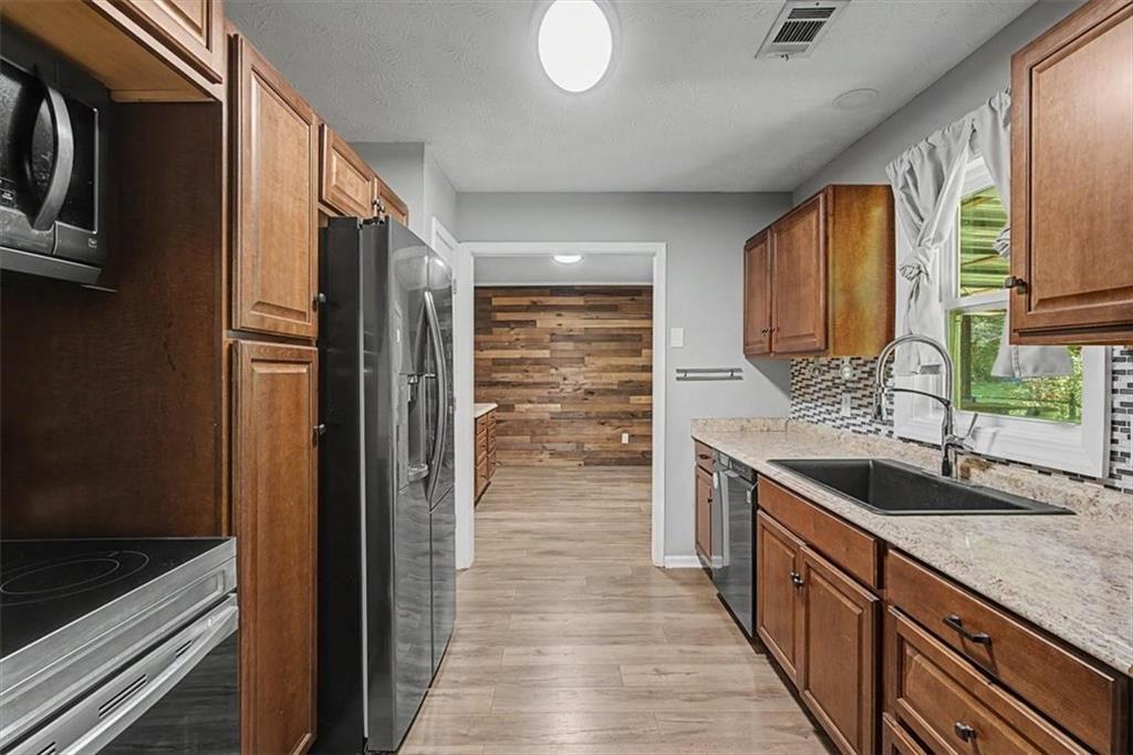 1516 Willow Gate Way Auburn GA 30011