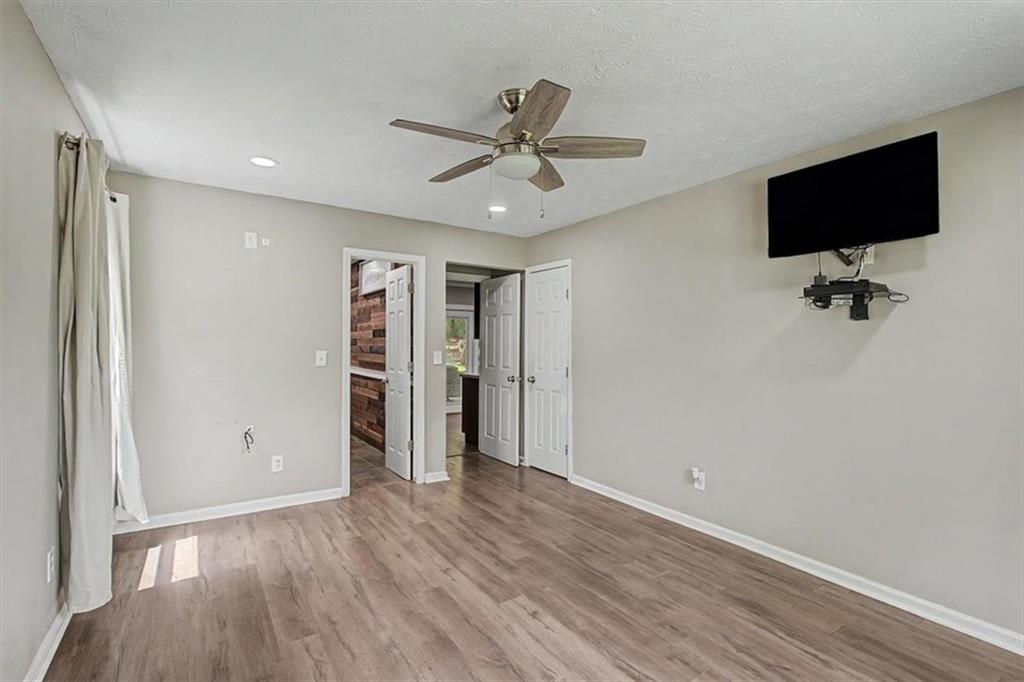1516 Willow Gate Way Auburn GA 30011