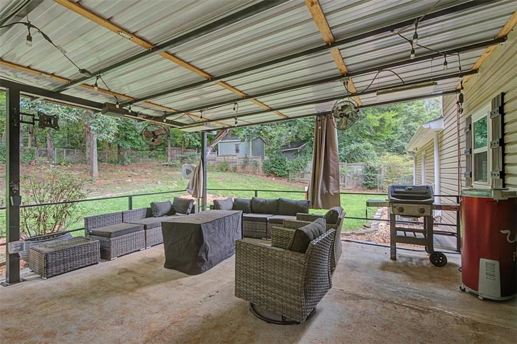 1516 Willow Gate Way Auburn GA 30011