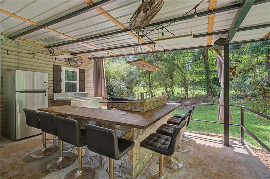 1516 Willow Gate Way Auburn GA 30011