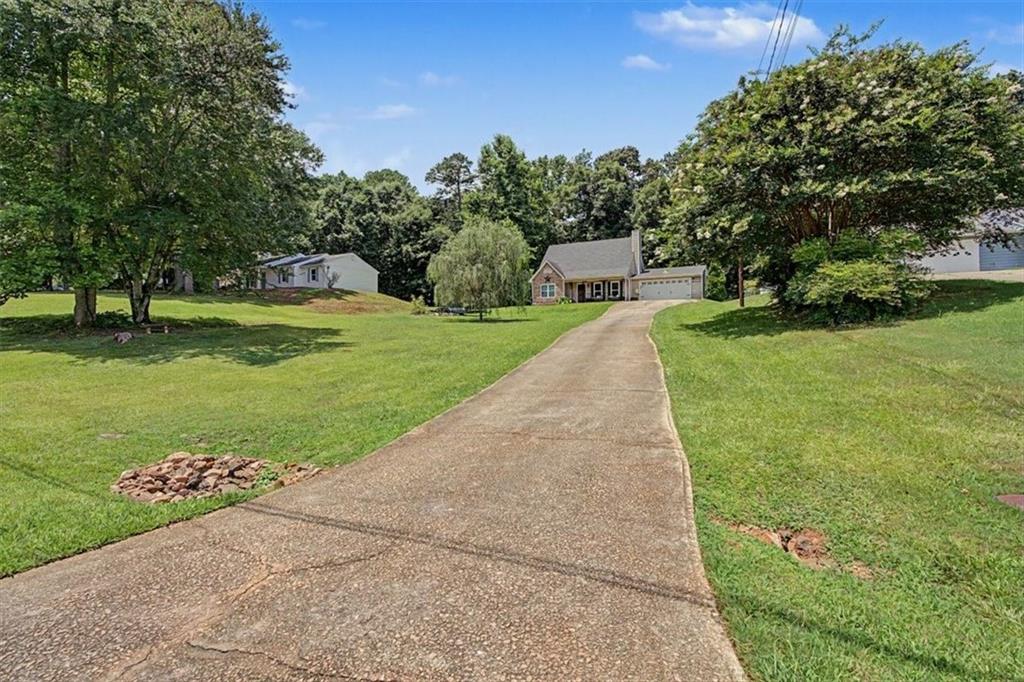 1516 Willow Gate Way Auburn GA 30011