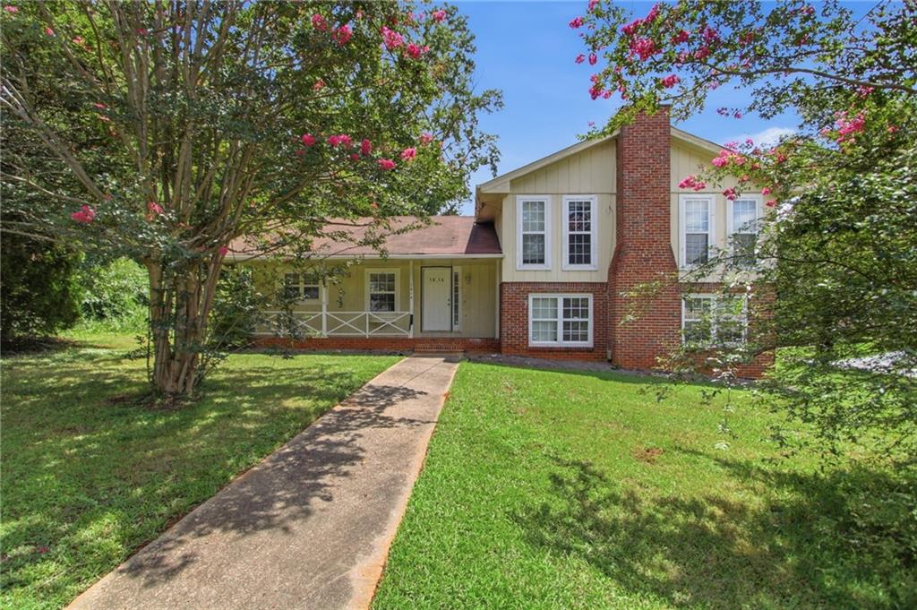 1614 Devon Court Stone Mountain GA 30088