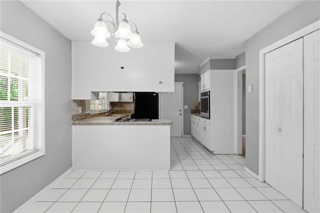 1614 Devon Court Stone Mountain GA 30088