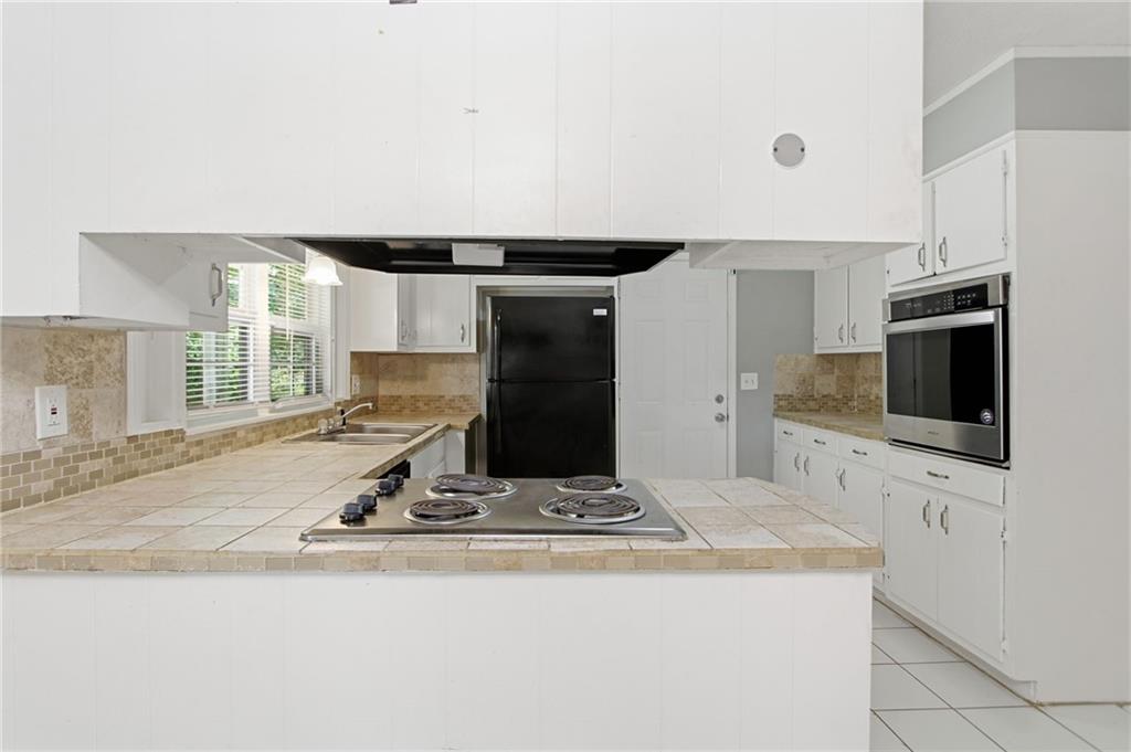 1614 Devon Court Stone Mountain GA 30088