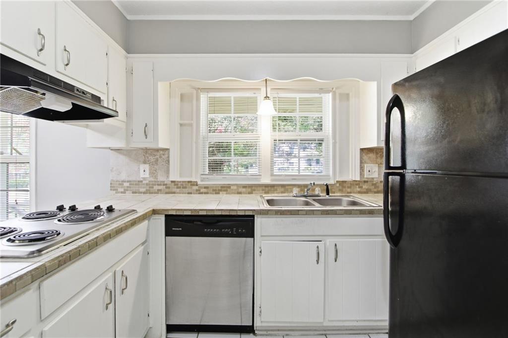 1614 Devon Court Stone Mountain GA 30088