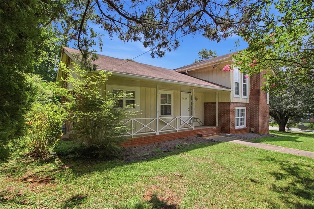 1614 Devon Court Stone Mountain GA 30088