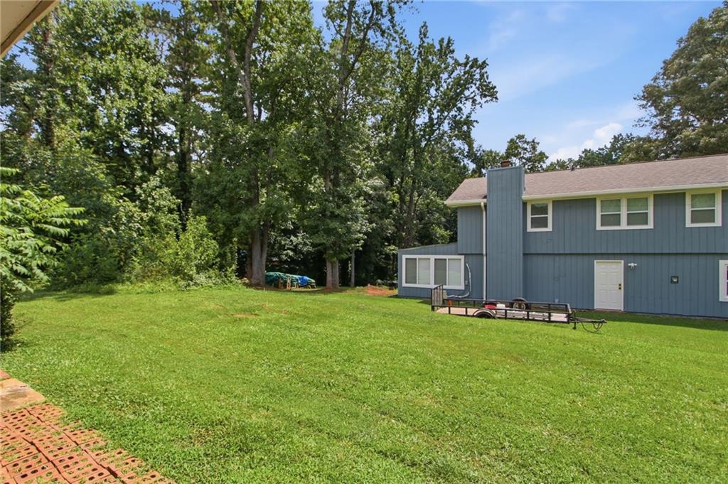 1614 Devon Court Stone Mountain GA 30088