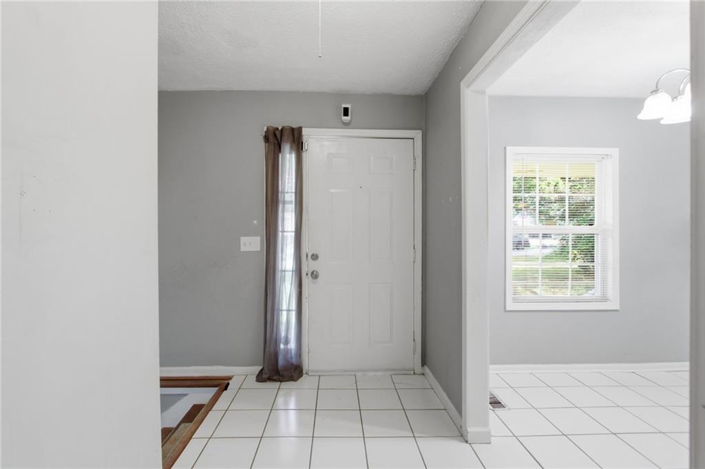 1614 Devon Court Stone Mountain GA 30088