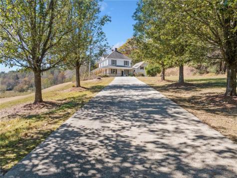 8162 Lakewood Highway Mineral Bluff GA 30559