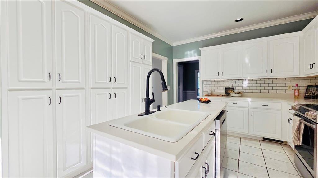 306 Hutchinson Farms Road Griffin GA 30224
