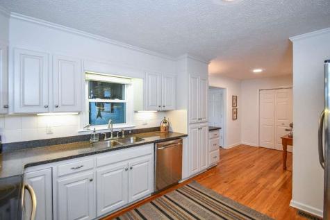 1207 Old River Road Cornelia GA 30531