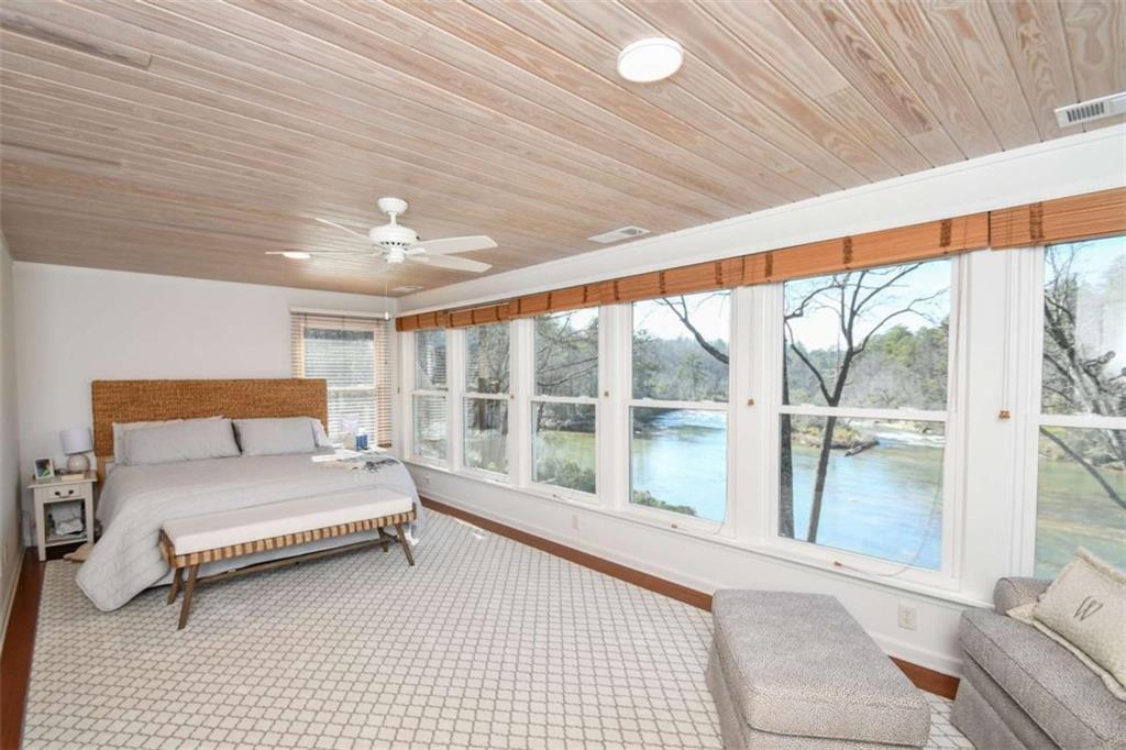 1207 Old River Road Cornelia GA 30531
