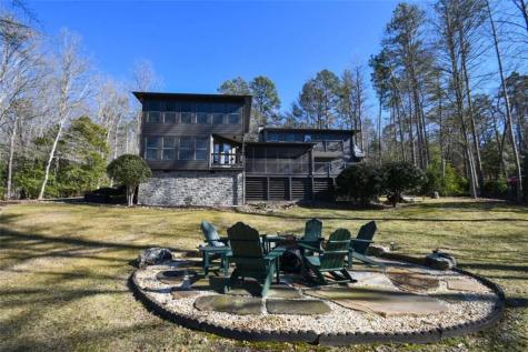 1207 Old River Road Cornelia GA 30531