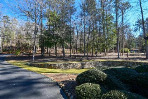 1207 Old River Road Cornelia GA 30531