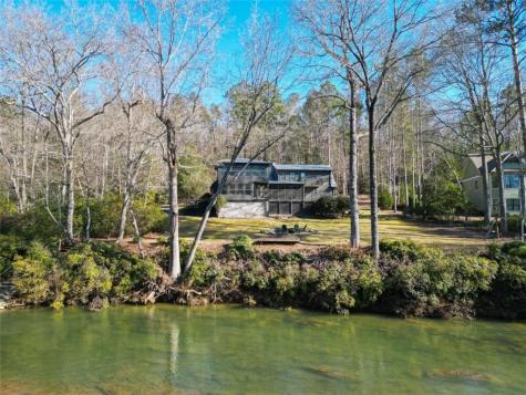 1207 Old River Road Cornelia GA 30531