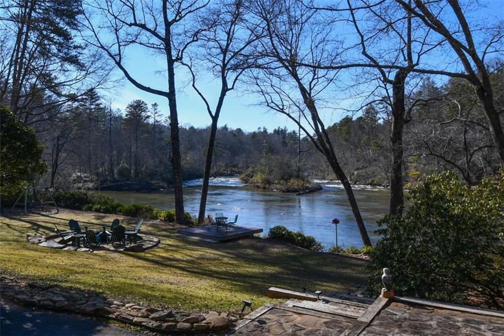 1207 Old River Road Cornelia GA 30531