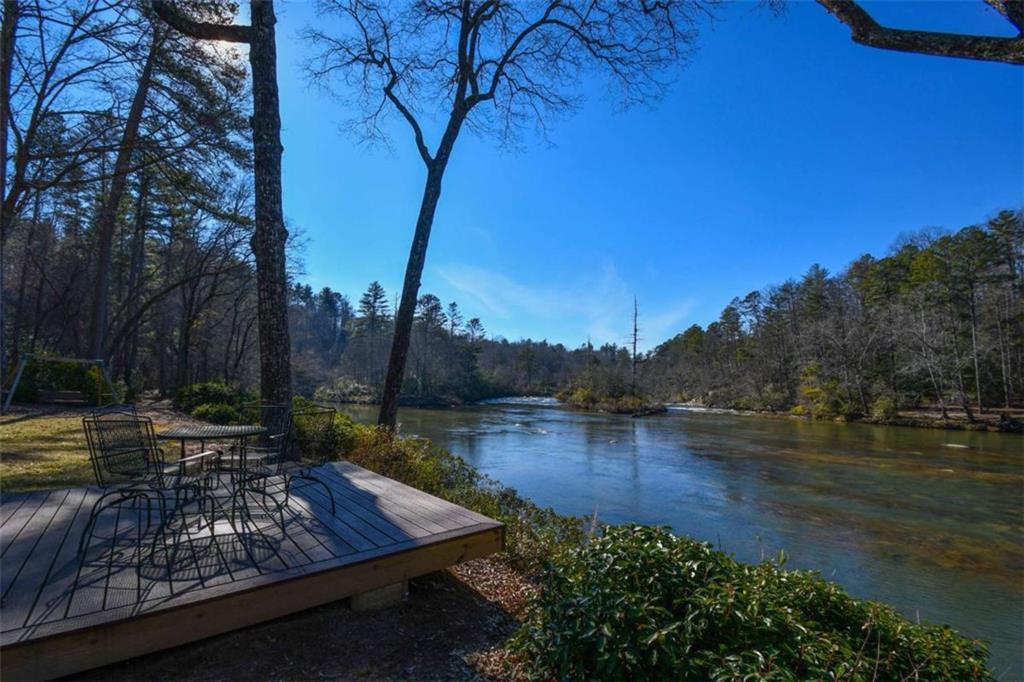 1207 Old River Road Cornelia GA 30531