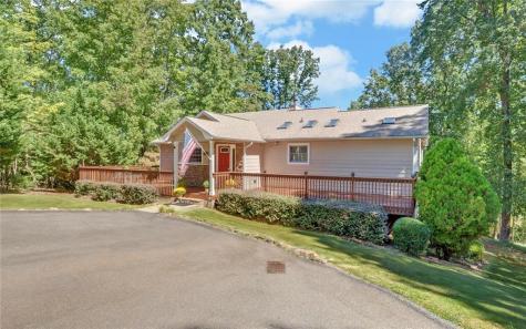 447 Emerald Ridge Dahlonega GA 30533