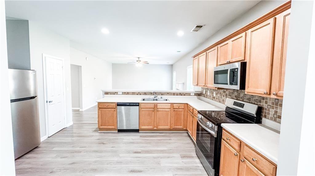 4387 Savannah Drive Atlanta GA 30349