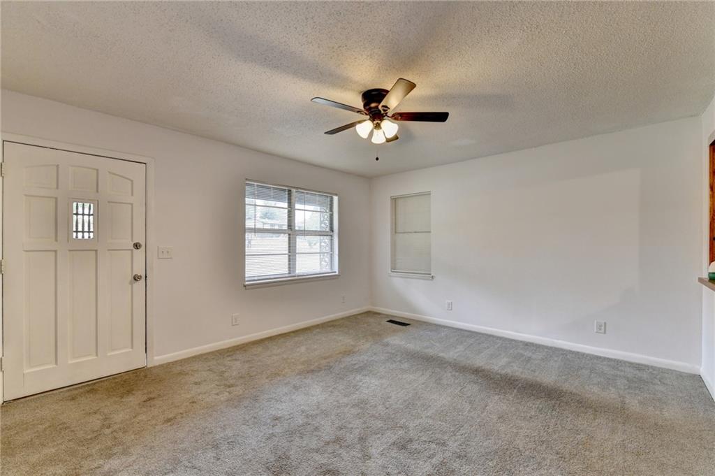 4921 Merlin Drive Oakwood GA 30566