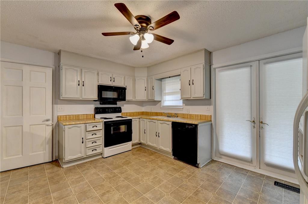 4921 Merlin Drive Oakwood GA 30566