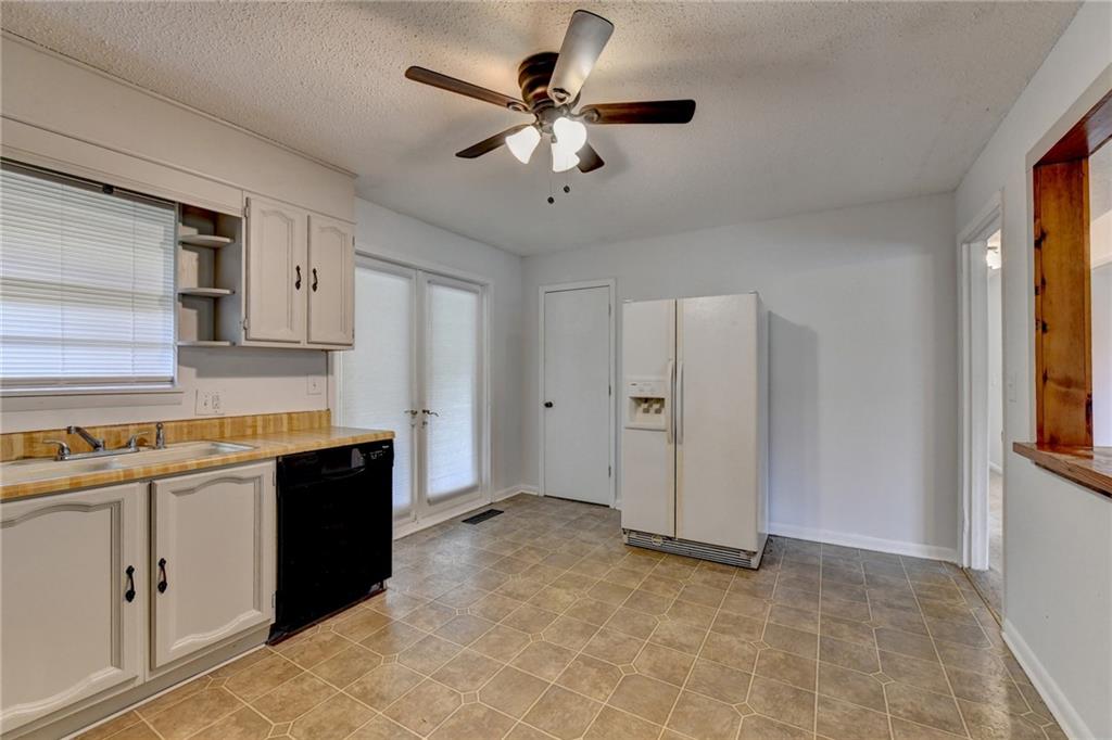 4921 Merlin Drive Oakwood GA 30566