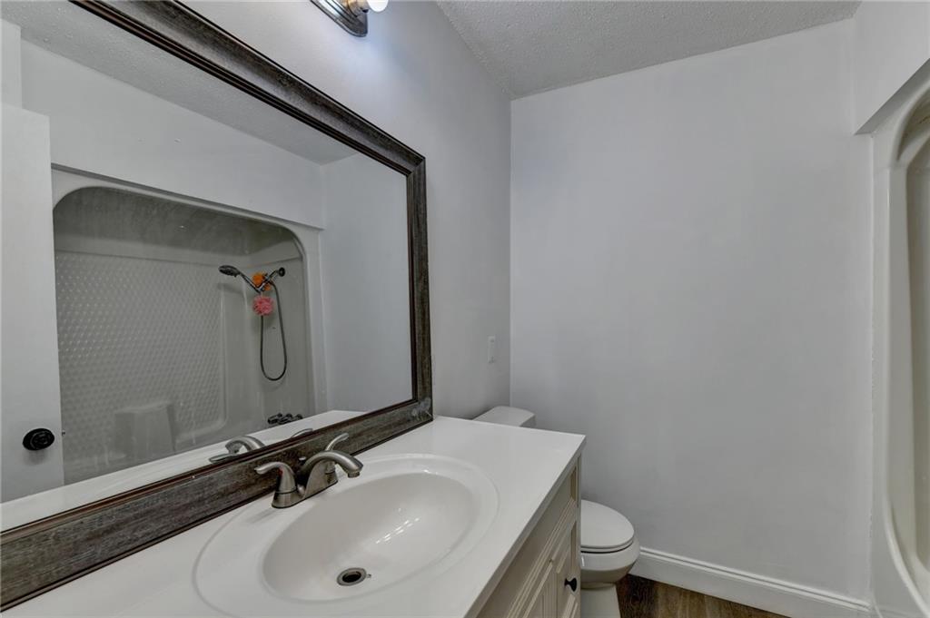 4921 Merlin Drive Oakwood GA 30566