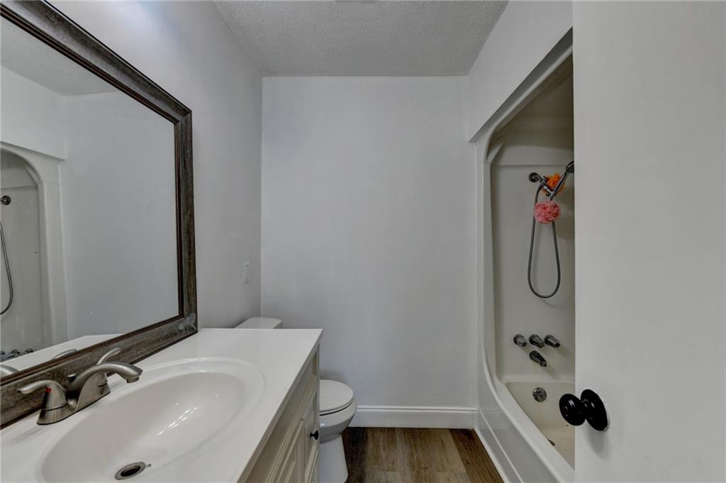 4921 Merlin Drive Oakwood GA 30566