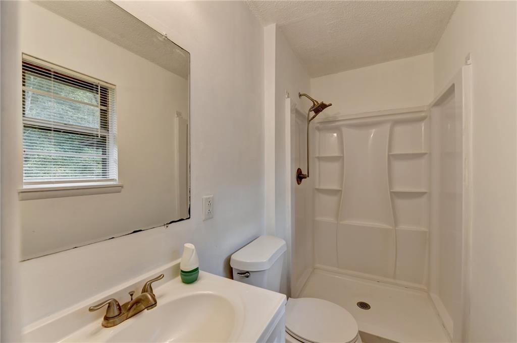 4921 Merlin Drive Oakwood GA 30566