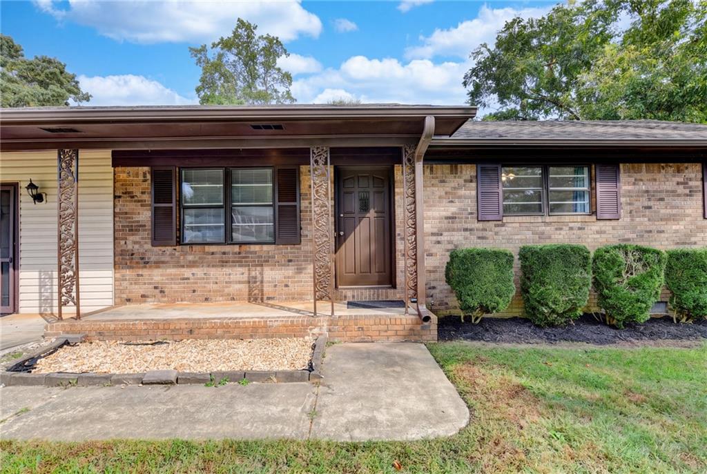 4921 Merlin Drive Oakwood GA 30566