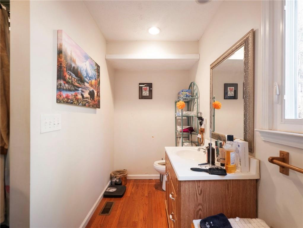 7389 Williams Road Flowery Branch GA 30542