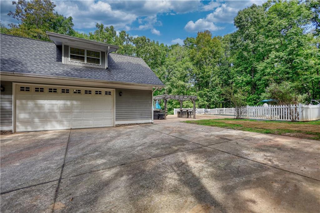 4140 Mount Paran Drive Social Circle GA 30025