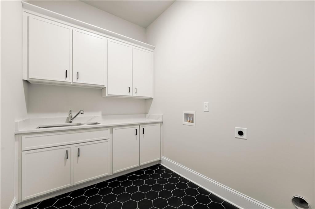 4538 Meadowland Way Flowery Branch GA 30542