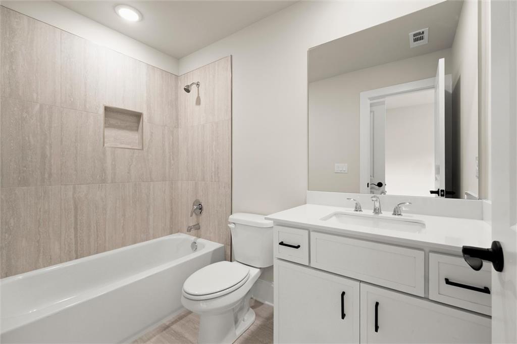 4538 Meadowland Way Flowery Branch GA 30542