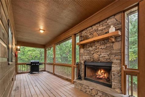 416 Acadia Drive Ellijay GA 30540