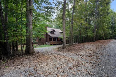 416 Acadia Drive Ellijay GA 30540